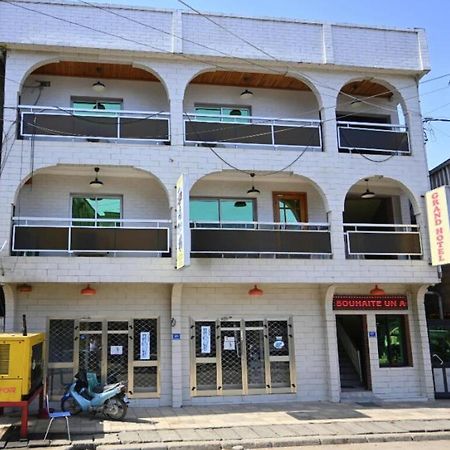 Grand Hotel Akwa دوالا المظهر الخارجي الصورة
