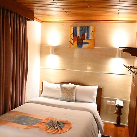 Grand Hotel Akwa دوالا المظهر الخارجي الصورة