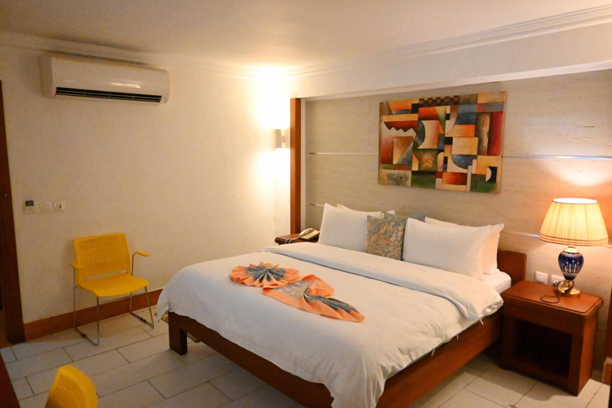 Grand Hotel Akwa دوالا المظهر الخارجي الصورة