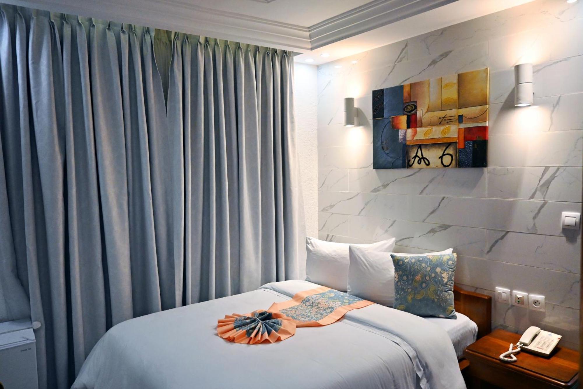 Grand Hotel Akwa دوالا المظهر الخارجي الصورة
