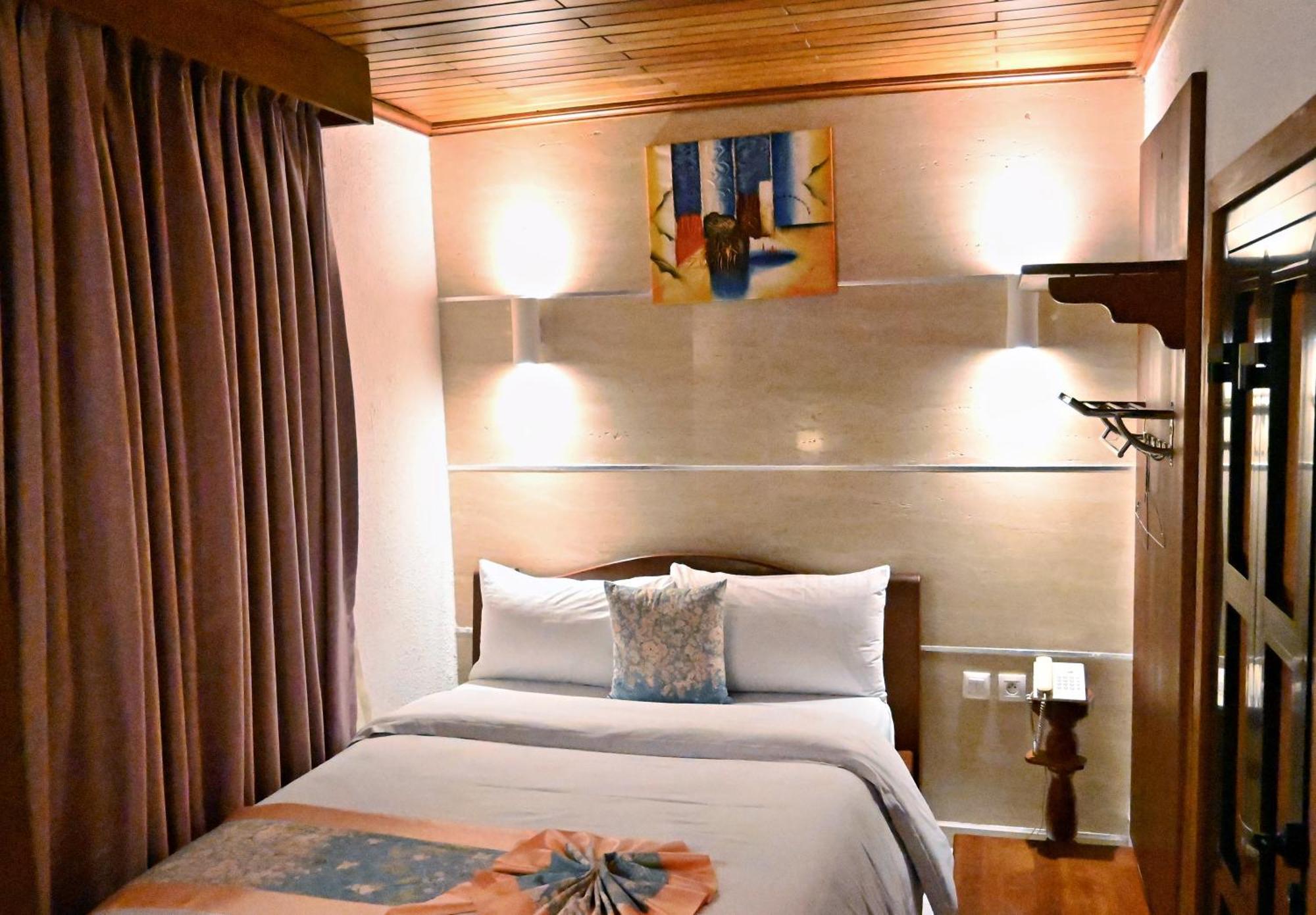 Grand Hotel Akwa دوالا المظهر الخارجي الصورة